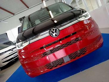 Volkswagen Multivan Van 2.0 TDI — photo 13