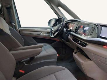 Volkswagen Multivan Van 2.0 TDI — photo 10