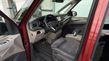 Volkswagen Multivan Van 2.0 TDI — photo 6