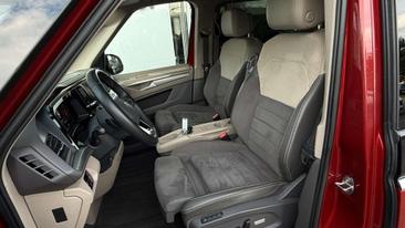 Volkswagen Multivan Van 2.0 TDI — photo 7