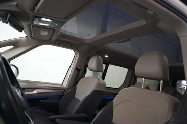 Volkswagen Multivan Van 2.0 TDI — photo 9