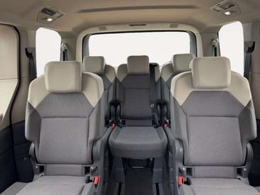 Volkswagen Multivan Van 2.0 TDI — photo 13