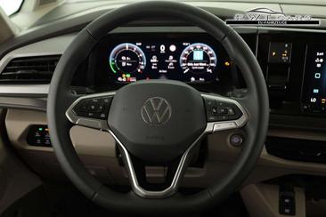 Volkswagen Multivan Van EHybrid — photo 4