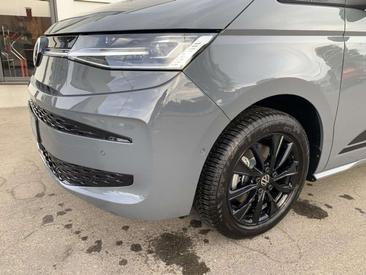 Volkswagen Multivan Van 2.0 TDI — photo 3