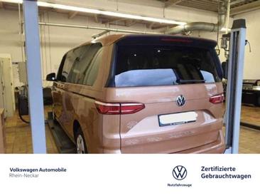 Volkswagen Multivan Van 2.0 TDI — photo 2