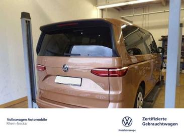 Volkswagen Multivan Van 2.0 TDI — photo 4