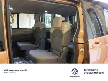 Volkswagen Multivan Van 2.0 TDI — photo 8