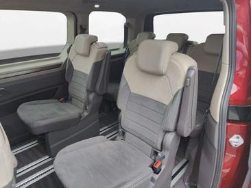 Volkswagen Multivan Van 2.0 TDI 4MOTION — photo 3