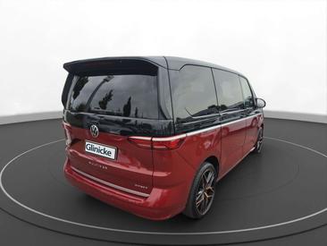Volkswagen Multivan Van 2.0 TDI 4MOTION — photo 11