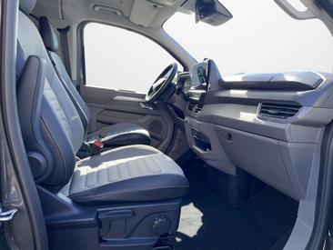 Volkswagen Caravelle Van 2.0 TDI 170 4MOTION — photo 12