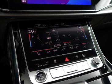 Audi Q7 TFSI E 55 E Quattro — photo 11