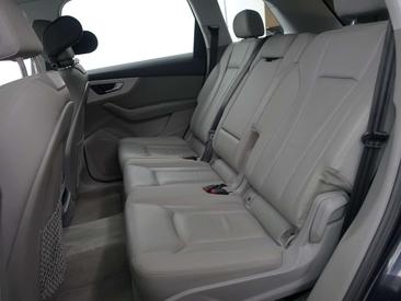 Audi Q7 TFSI E 55 E Quattro — photo 21