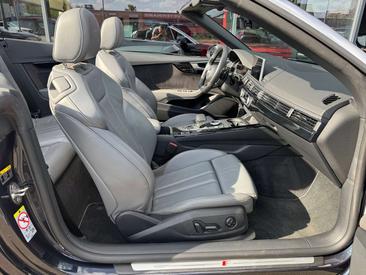 Audi A5 Cabriolet 2.0 TFSI — photo 19