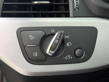 Audi A4 35 TFSI — photo 6