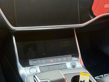 Audi A6 Avant 40 TDI — photo 24