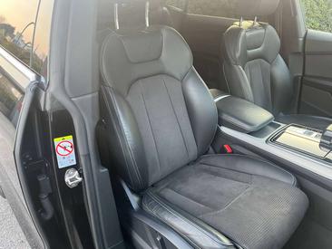 Audi Q8 50 TDI Quattro — photo 8