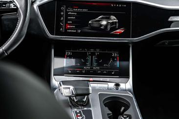 Audi A6 Avant TFSI E 55 E Quattro — photo 21