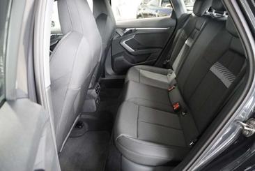 Audi A3 Sportback 35 TFSI — photo 8