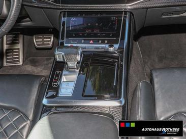 Audi SQ8 Competition Plus TFSI — photo 7