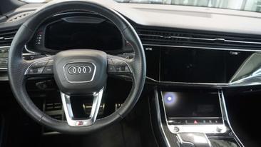 Audi Q8 Competition Plus 50 TDI Quattro — photo 12