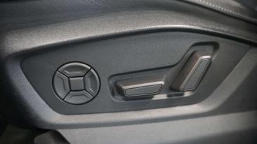 Audi Q8 Competition Plus 50 TDI Quattro — photo 27