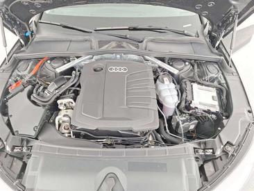 Audi A4 35 TDI — photo 22