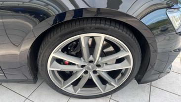 Audi S6 Avant TDI — photo 18