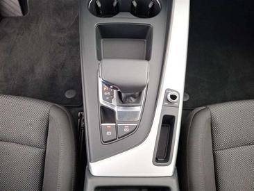 Audi A4 Allroad 45 TFSI — photo 14