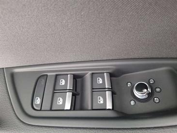 Audi A4 Allroad 45 TFSI — photo 15