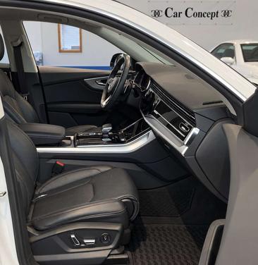 Audi Q8 55 TFSI — photo 7
