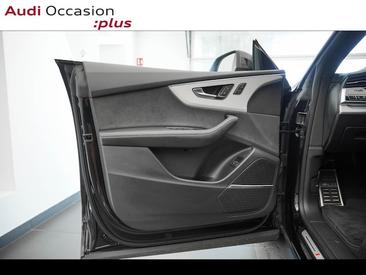 Audi Q8 TFSI E 60 E Quattro — photo 16