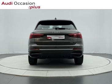Audi Q3 35 TFSI — photo 15