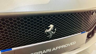 Ferrari 812 Superfast — photo 11