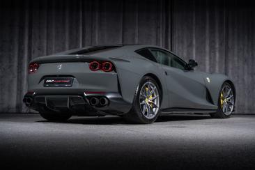 Ferrari 812 Superfast — photo 3