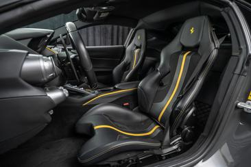 Ferrari 812 Superfast — photo 6