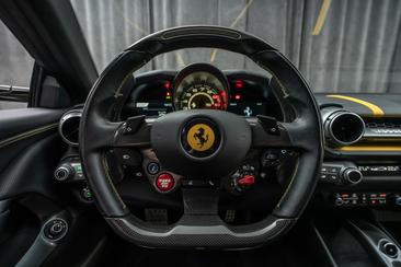 Ferrari 812 Superfast — photo 8