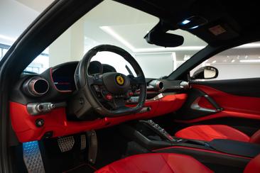 Ferrari 812 Superfast — photo 5