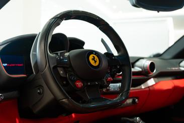 Ferrari 812 Superfast — photo 8