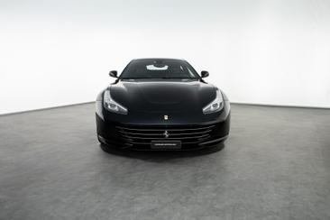 Ferrari GTC4Lusso — photo 2