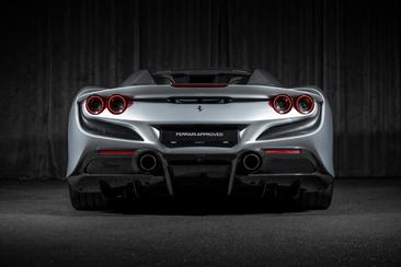 Ferrari F8 Spider — photo 4