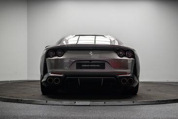 Ferrari 812 Superfast — photo 4