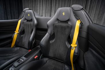 Ferrari F8 Spider — photo 6