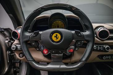 Ferrari 812 Superfast — photo 9