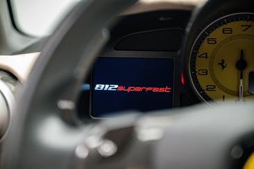 Ferrari 812 Superfast — photo 12