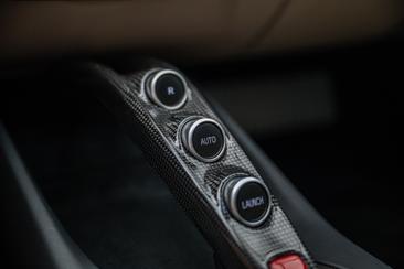 Ferrari 812 Superfast — photo 19
