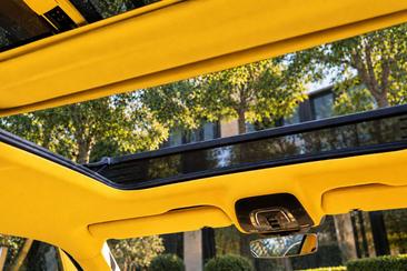 Lamborghini Urus — photo 12