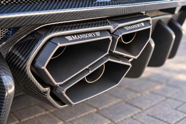 Lamborghini Urus — photo 21