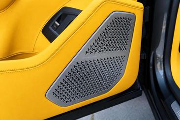 Lamborghini Urus — photo 27