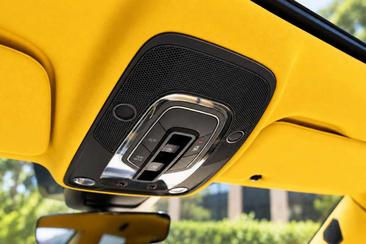 Lamborghini Urus — photo 30