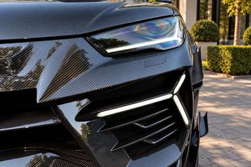 Lamborghini Urus — photo 32